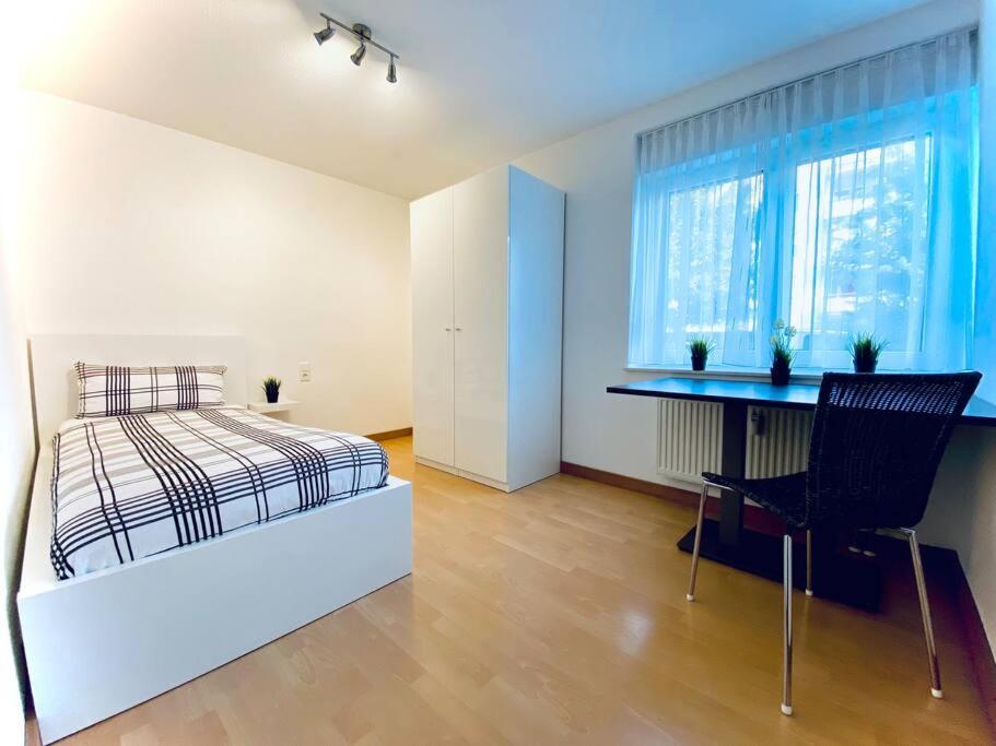 Auszeit Apartment Seeperle: Lakeside Retreat with Sunny Terrace Friedrichshafen Exterior photo